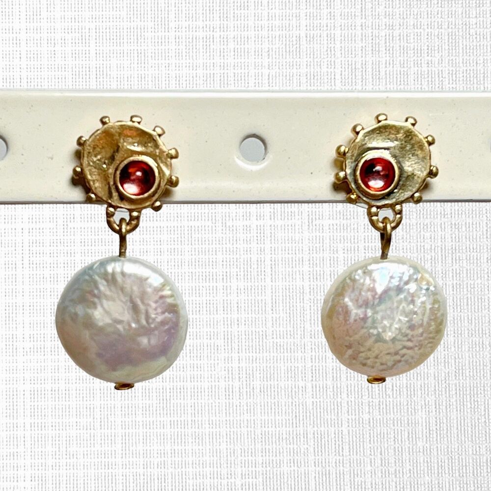 Hammered Metal Coin Pearl Earrings Pink Cabochon Dangle Drop Gold Tone Unique